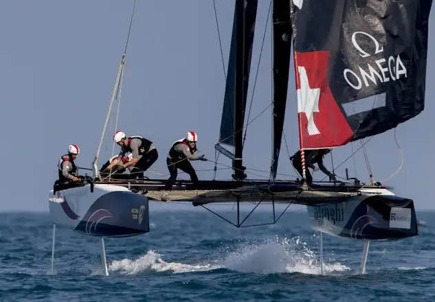 El actual campeón del mundo de GC32, el suizo Alinghi, busca completar la temporada con el título absoluto