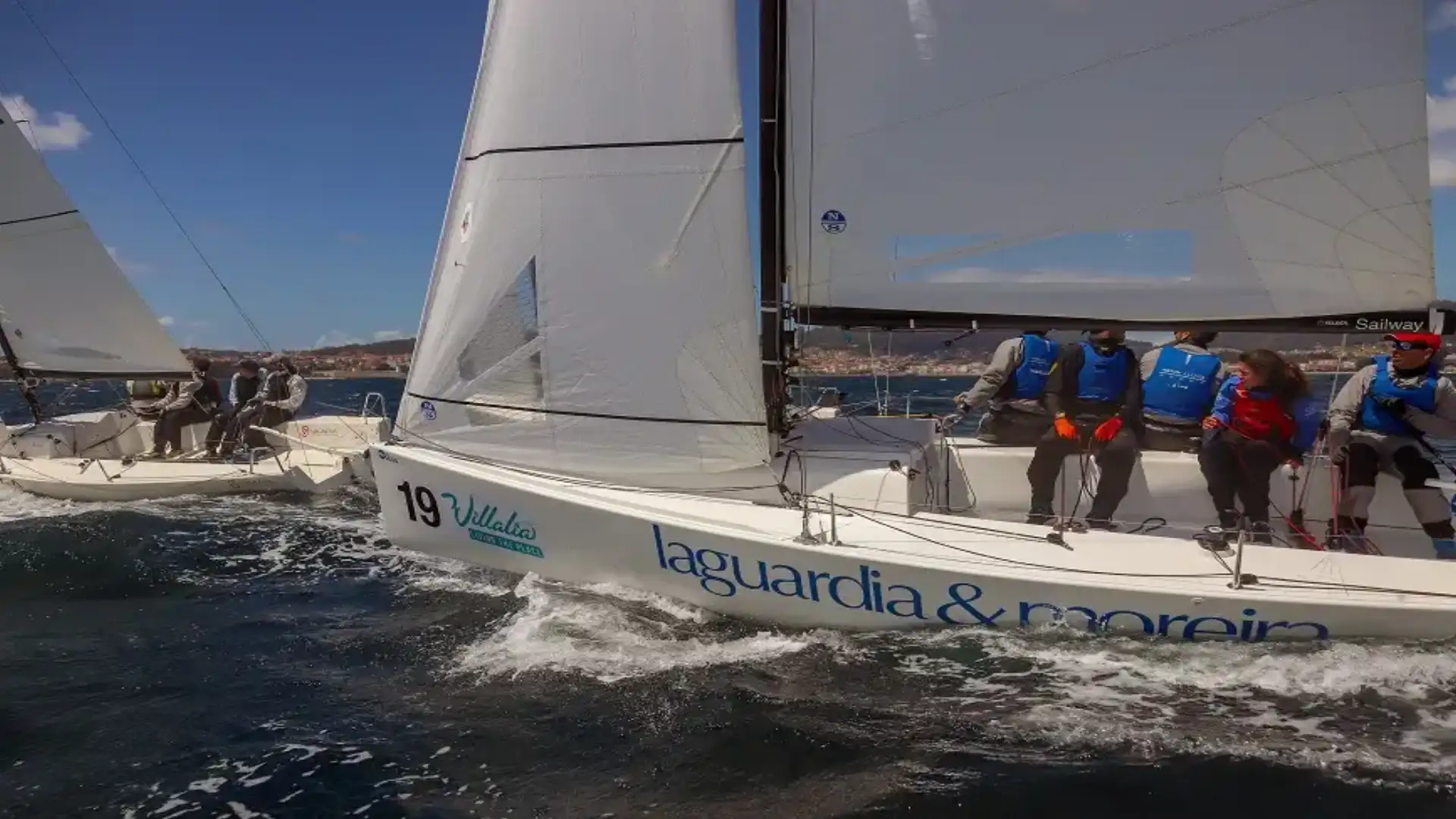Prima della serie J70 Villalia e "LaGuardiMoreira" è leader a Vigo
