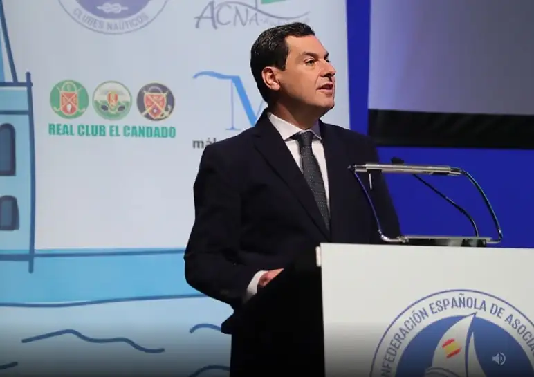 Moreno ha subrayado que es esencial brindar un apoyo legal a las propias entidades y es en este punto donde ha indicado que están elaborando una Proposición de Ley que ampliará los plazos de las concesiones porque, según ha dicho, "el papel de las Administraciones tiene que ser el de facilitar las cosas, y no el de poner trabas"