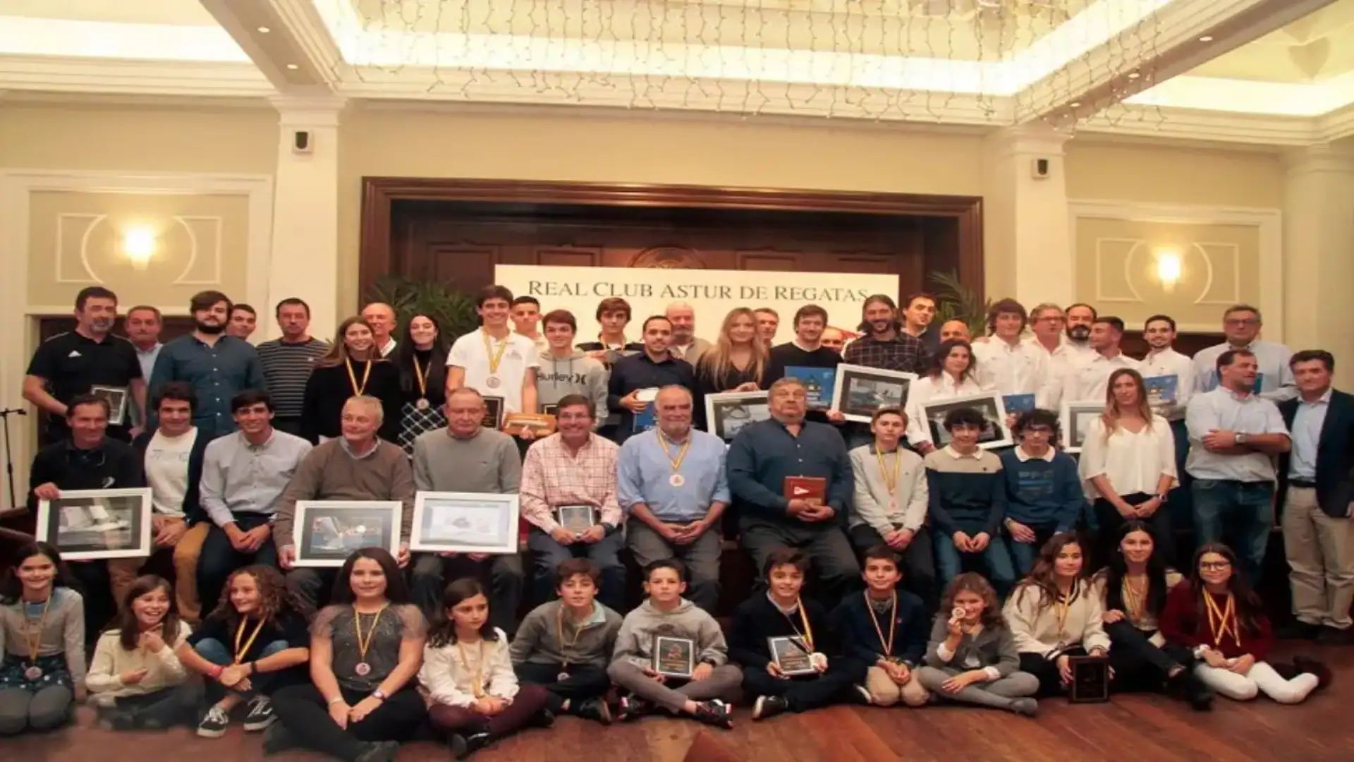 Il Gala annuale di vela del Royal Astur Club di Regatas si è tenuto a Gijón