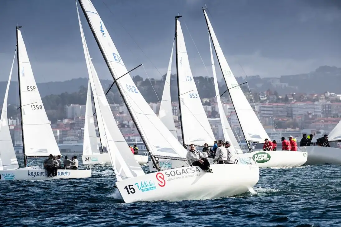 Nuevo acto en Vigo para las J70 Villalia Series (Foto María Muíña)