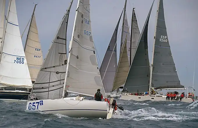 La Ruta de Sal, tendrá una gran novedad en el Trofeo Sant Antoni de Portmany, una regata “inshore” de unas 10 millas dentro de la Bahía de Sant Antoni de Portmany, prevista para el domingo 12 de abril de 2020, destinada a que los equipos participantes en la diferentes "versiones" puedan medir sus potenciales en un circuito rápido y muy táctico...