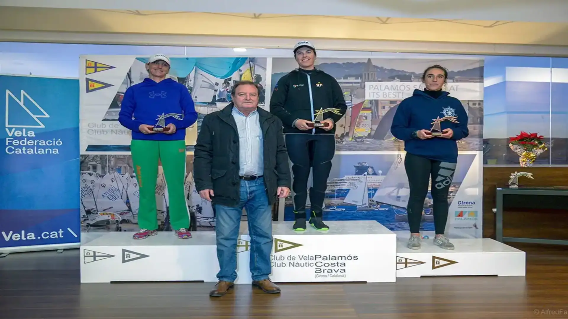 Bargehr-Marh d'Austria vince la gara di Chistmas e Fátima Reyes in Laser Female Radio