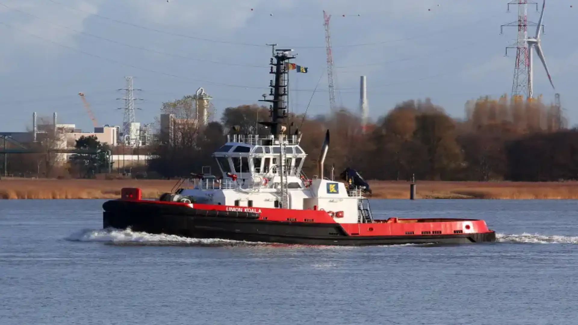 Boluda Towage Europe presenta il primo rimorchio conforme agli standard Tier III
