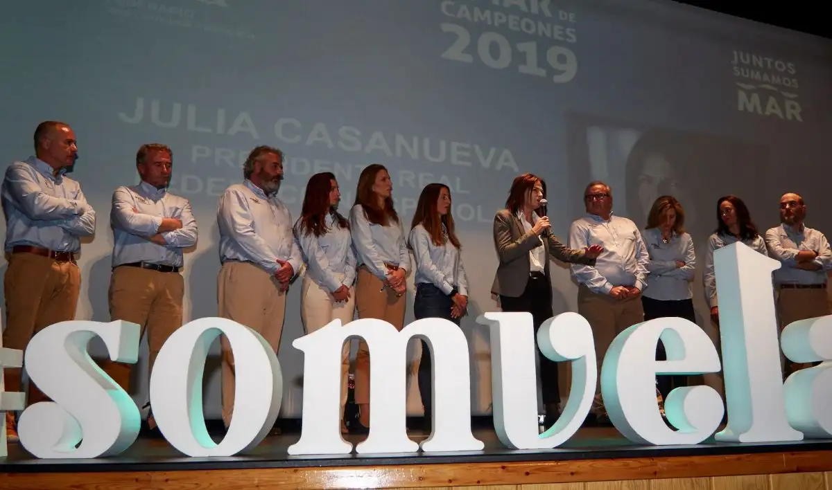 Al finalizar la gala, la Federació también quiso reconocer la labor de Pepe Martínez, que fue presidente de la entidad desde 2005 a 2018, otorgándole una insignia de oro y diamantes