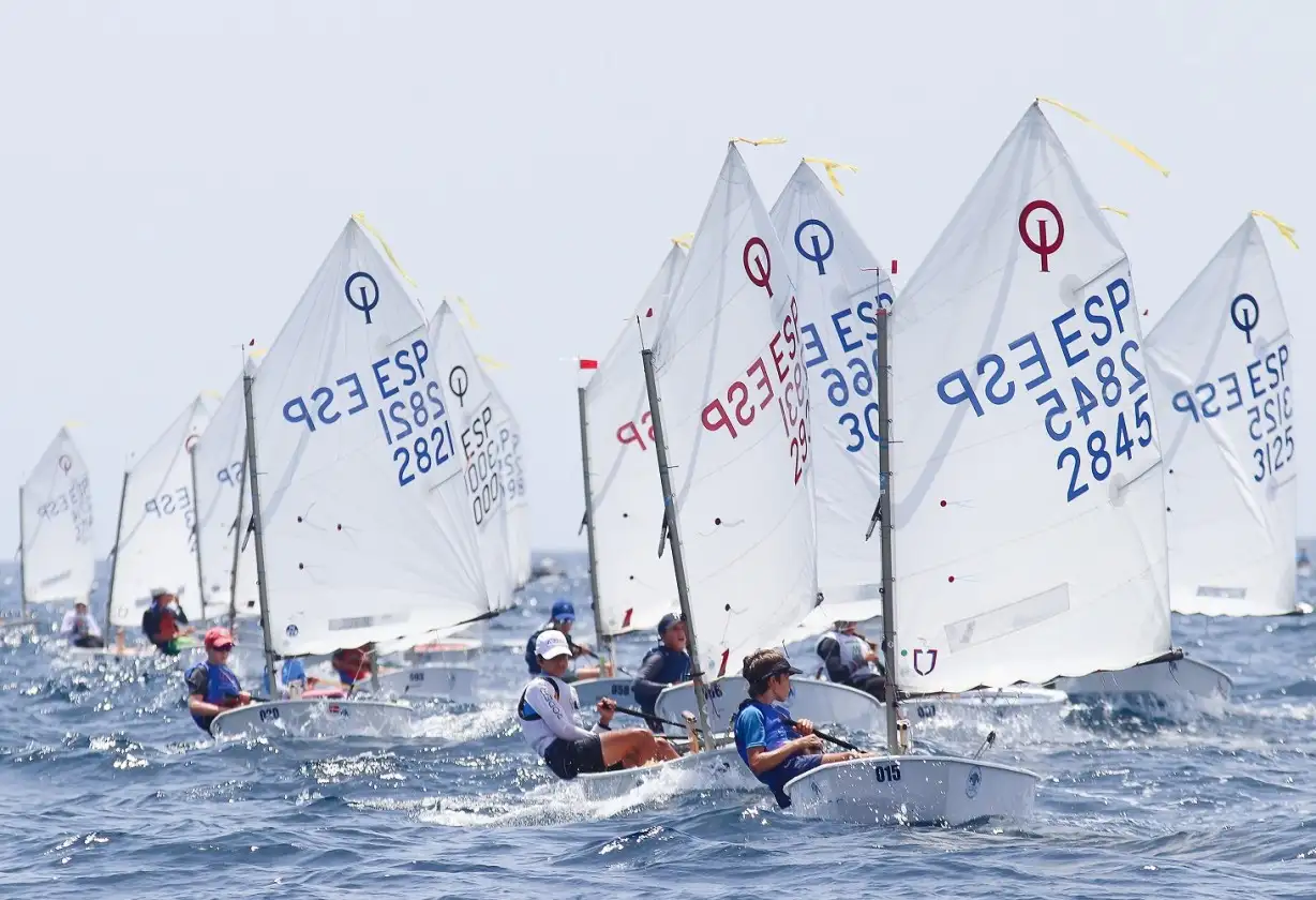 Para el viernes entra en juego el título Nacional por Equipos de Autonomías, con 8 equipos: Catalunya, Baleares, Euskadi, Andalucía, Canarias, Galicia, Comunitat Valenciana y Región de Murcia (Foto Pep Portas)