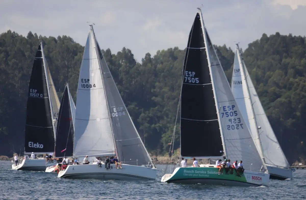 Bosch, Benito Santos y Eleko Mambo; los tres grandes favoritos del Gran Trofeo Mar de Maeloc (Foto Pedro Seoane)