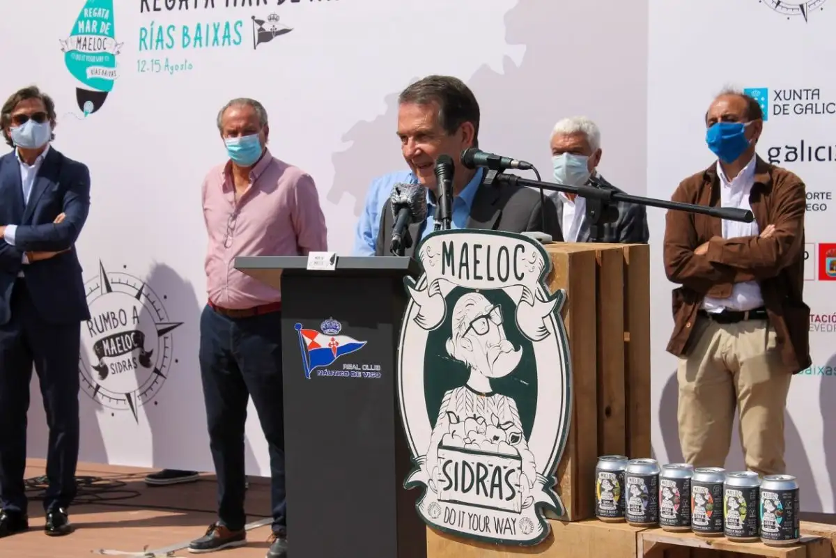 Abel Caballero, como siempre, apoyando al Náutico de Vigo (Foto María Devesa)