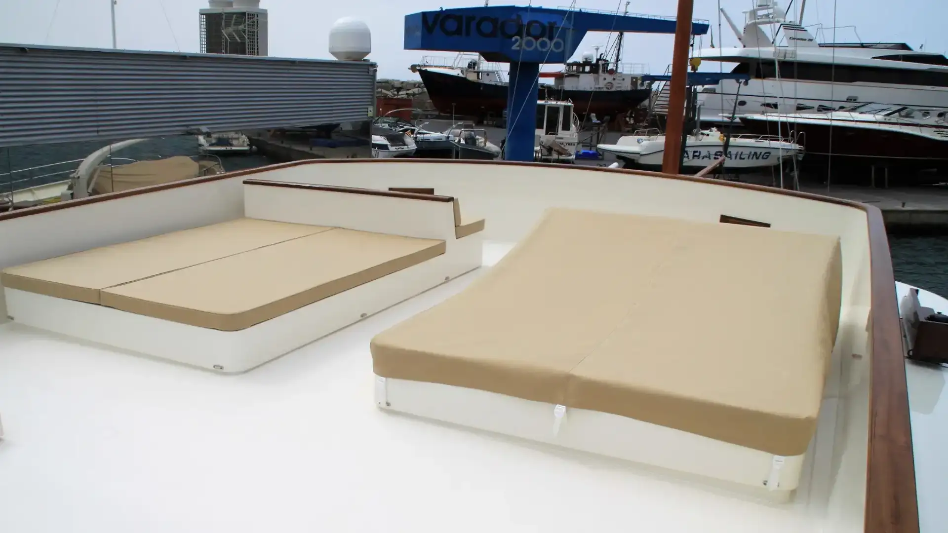 Varador 2000 incorpora un nuovo laboratorio specializzato in tappezzeria ad acqua nel suo cantiere navale