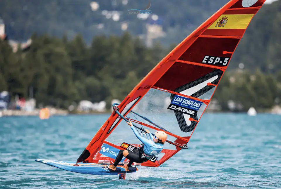 Marina Alabau finaliza el Campeonato de Europa de iQFoil en el Top5, tras una jornada final condicionada por el viento