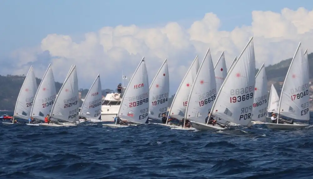 Salida de radial con laseristas de La Coruña, Vigo y Portosín en cabeza (Foto Pedro Seoane)