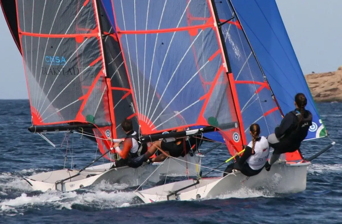 La Real Federación Española de Vela, en colaboración con el Real Club Náutico de Valencia y la clase 29er España, han llevado a cabo en estos cuatro últimos días (25 al 28 de septiembre) un clinic-concentración previo al campeonato de España-Trofeo Eliwell que se celebrará en la capital del Turia entre los días 1 al 4 de octubre