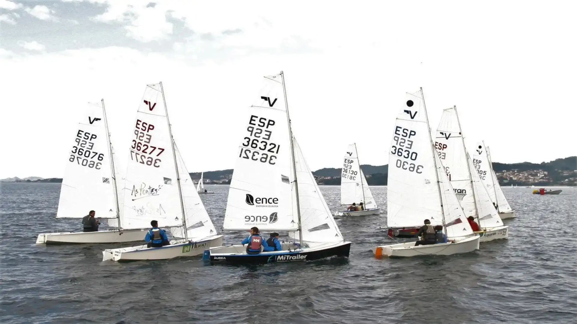 Piccolo vento nel Martin Barreiro, che chiude vaurien, 420 e snipes nella Ria de Vigo