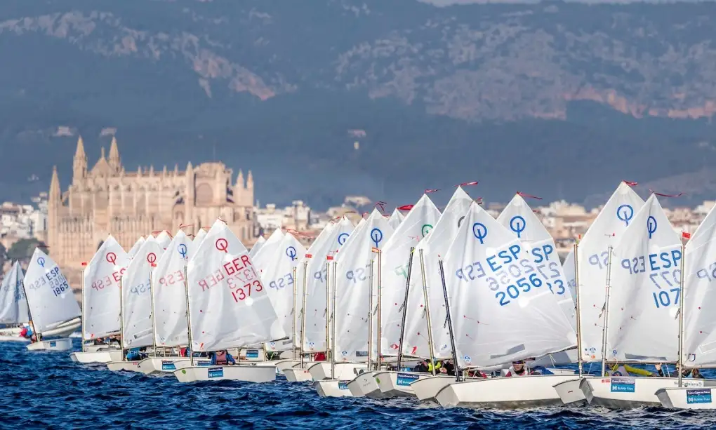 El Real Club Náutico de Palma decide suspender la regata programada del 4 al 8 de diciembre por responsabilidad sanitaria y ante la imposibilidad de reunir a más de 150 participantes por las restricciones (Foto Nico Martínez) 