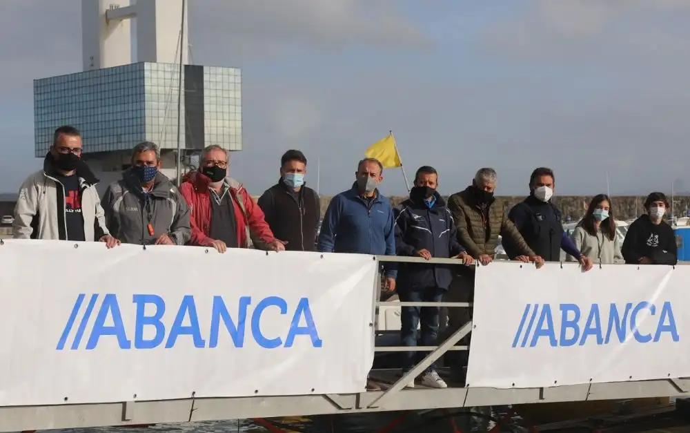 Los jueces y jurados con Chuco Pérez Lafuente de gran jefe... hicieron lo que pudieron y saben... pero el viento falló (Foto Pedro Seoane)