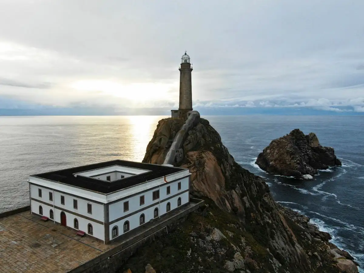 El Corus Promontoriae de César,,, el cabo del noroeste... el mayestático Cabo Vilano
