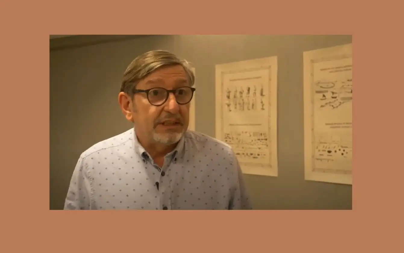 La primera mesa, a cargo del experto en patrimonio marítimo, Manuel Gómez Planas, bajo el título "Qué destino ha tenido la colección del antiguo Museo Marítimo Baleares"