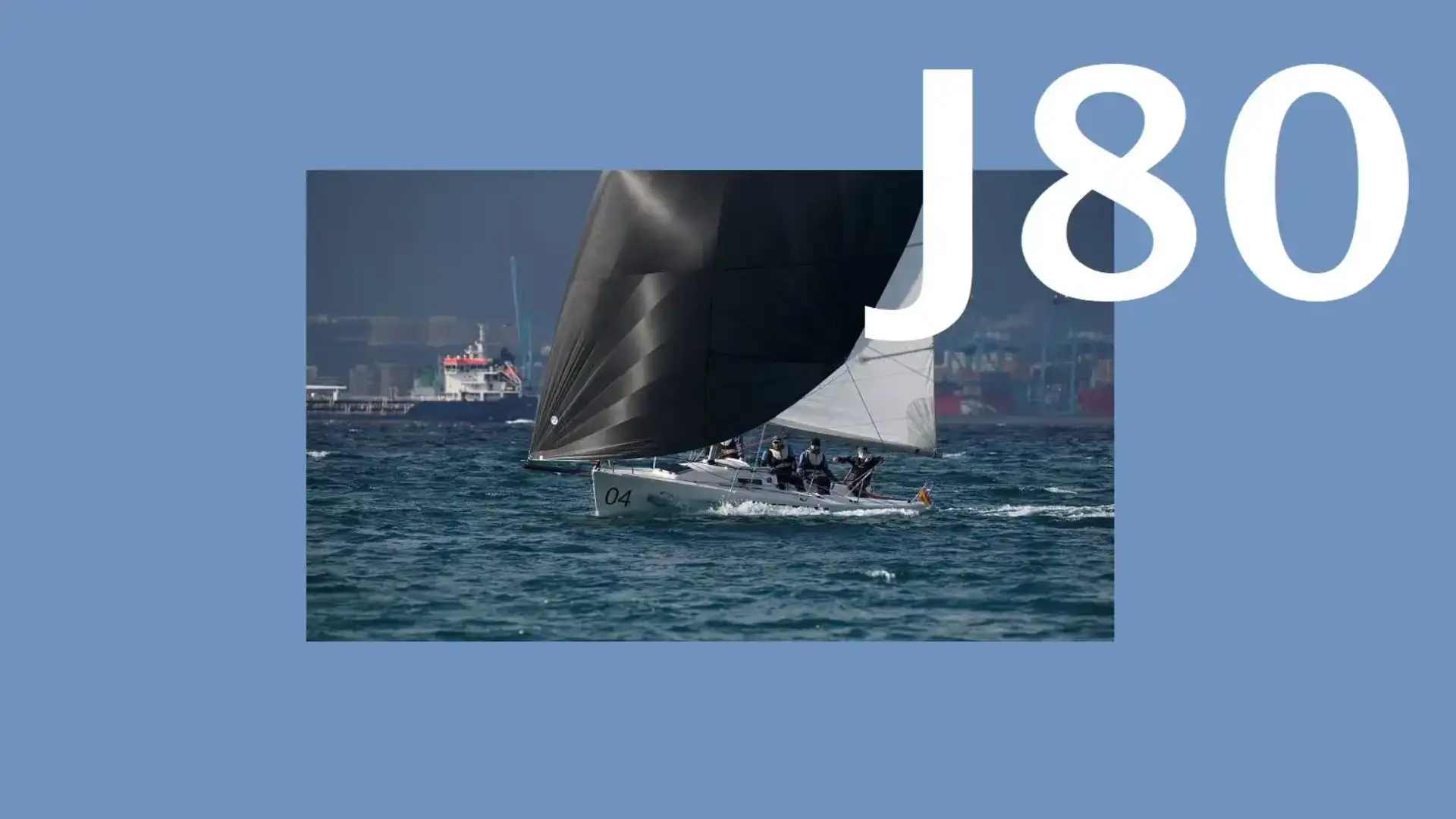 La penisola di John Bassadone J80 conduce il circuito marino Alcaidese