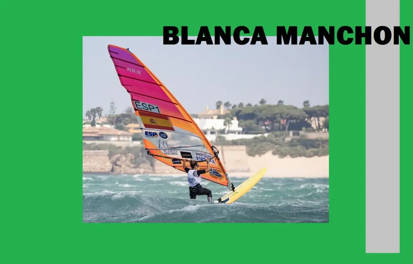 La andaluza Blanca Manchón arranca el Mundial de RS:X, que organiza la Federación Andaluza de vela, en novena posición con unos excelentes parciales de 3 y 1, aunque el retirado en la última prueba por posible lesión le arrebata el liderazgo... en categoría masculina el deportista del ESP Sailing Team Angel Granda es el mejor clasificado español con un 15º puesto