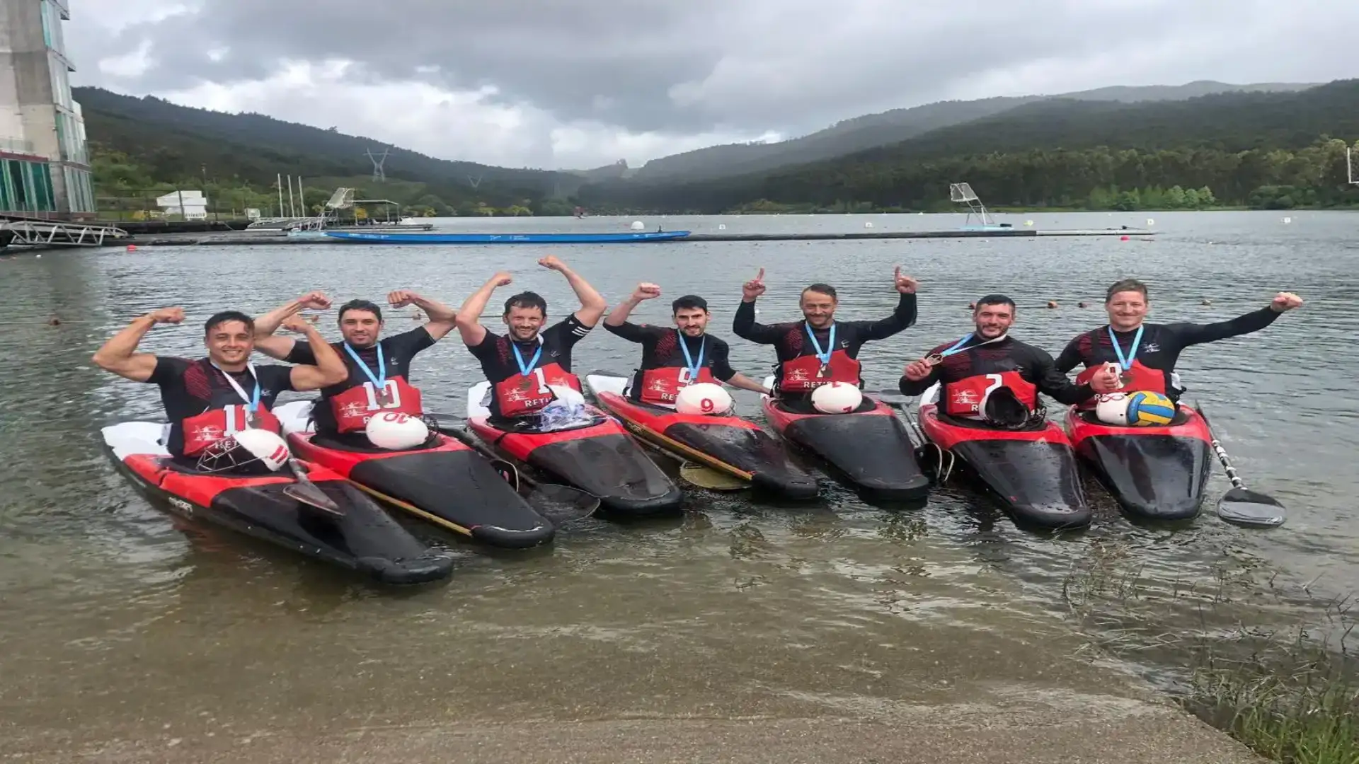 Vallebeautiful Retreat (m) e Pinatarense (f) Kayak Polo gold in Verdudo