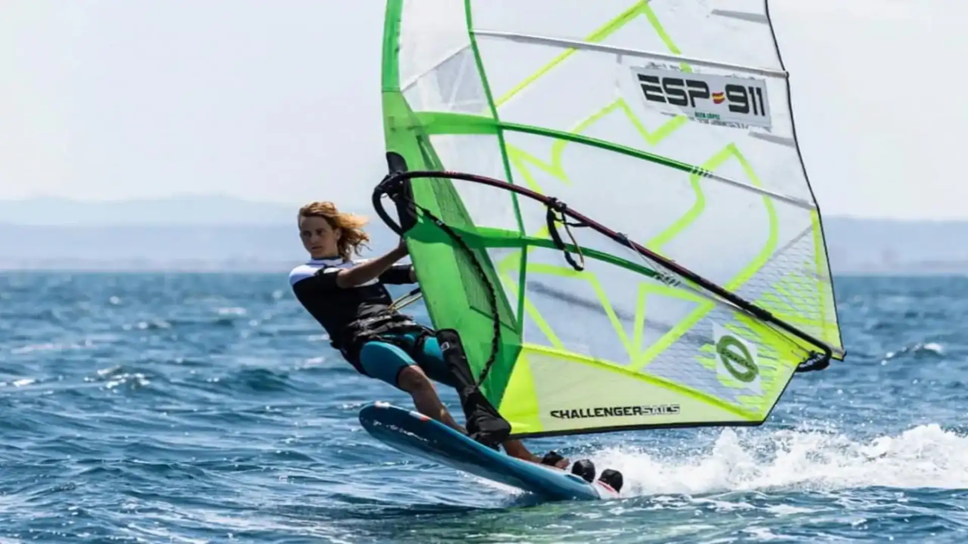 Junior Alex López vince l'assoluta classifica Funboard 2021