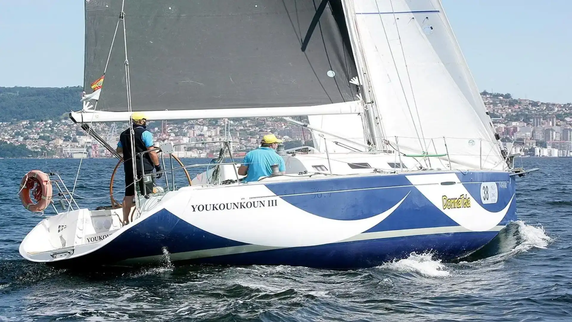 Per Youkounkoun III il primo atto della Costa da Vela Regata NB21 in A2