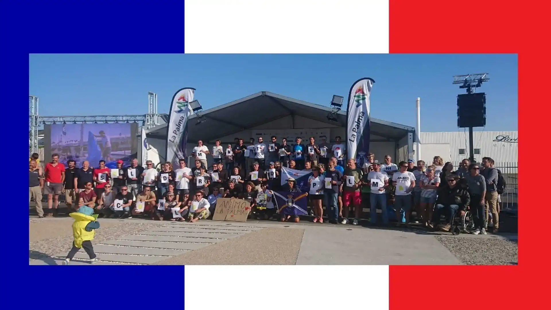 Tutti coloro che sono coinvolti nel Mini Transat 2021 sostengono la gente di La Palma senza fissure