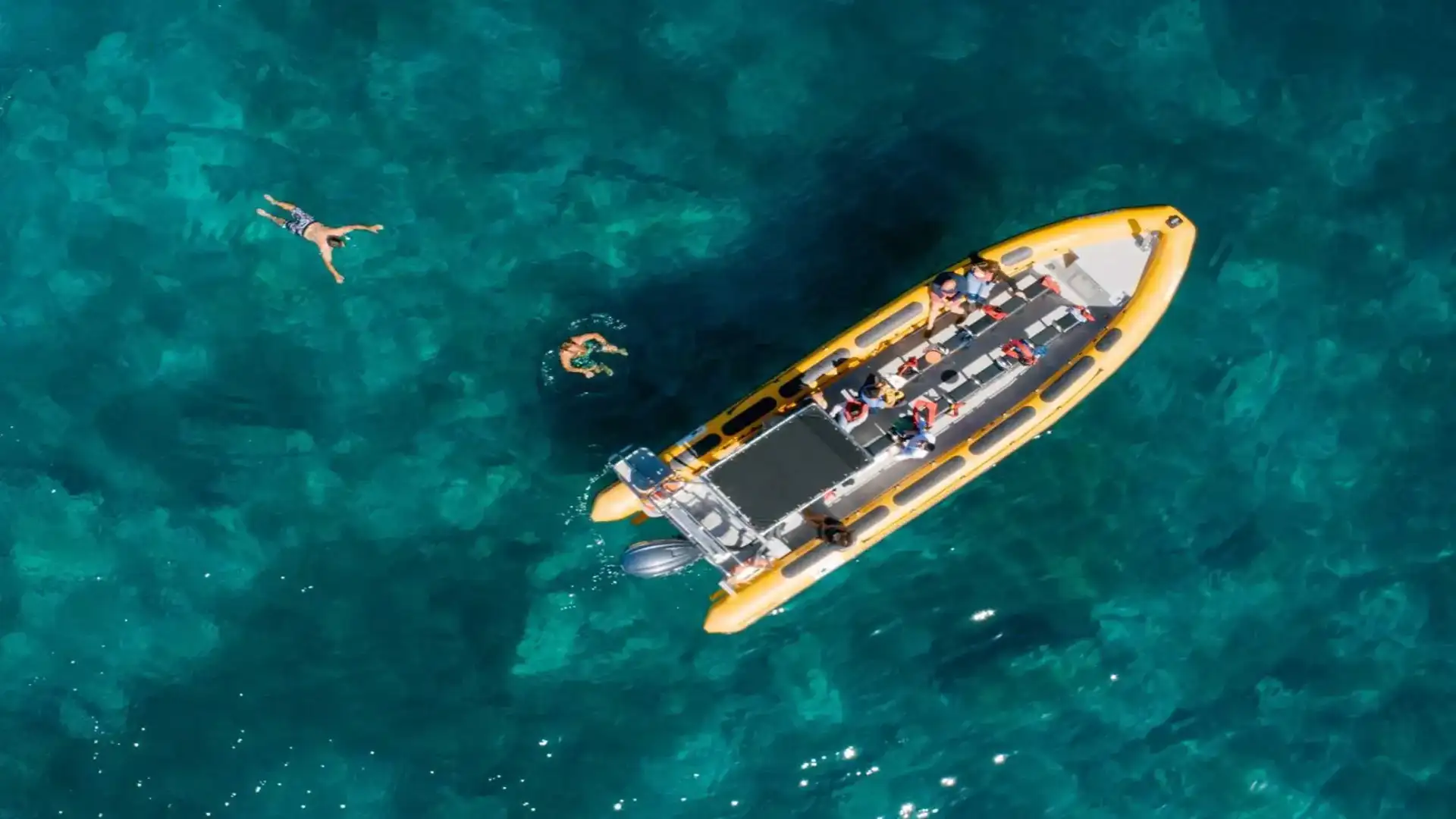 Vanguard: semirigido su misura per il turismo nautico