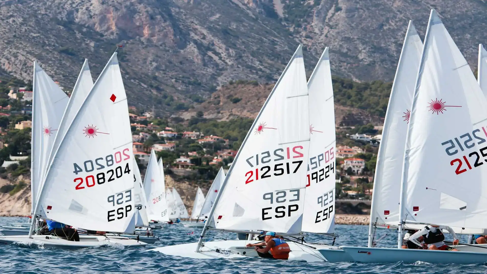 I favoriti giocano il loro ruolo nel Trofeo RCN Calpe de Vela Light