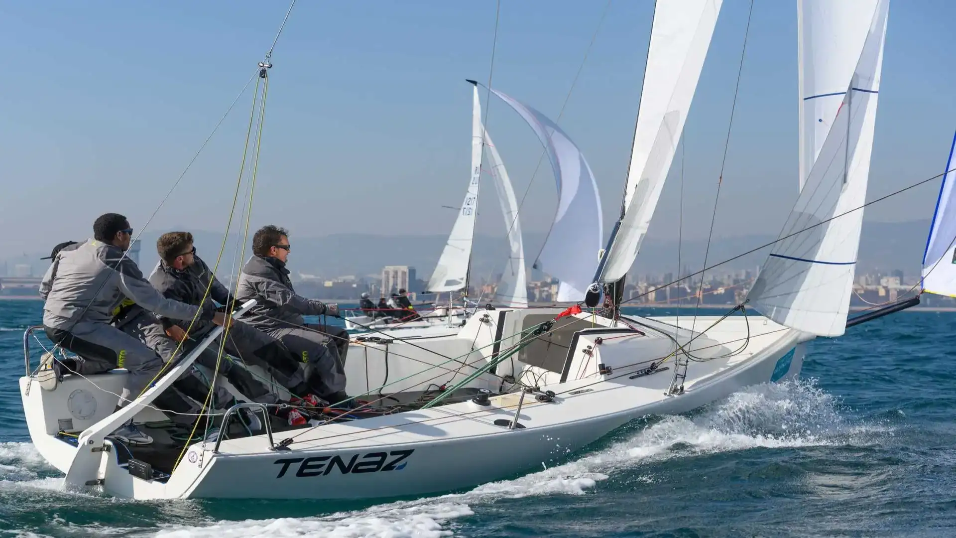 Il J70 Tenaz di Pablo Garriga guida la serie invernale di Barcellona