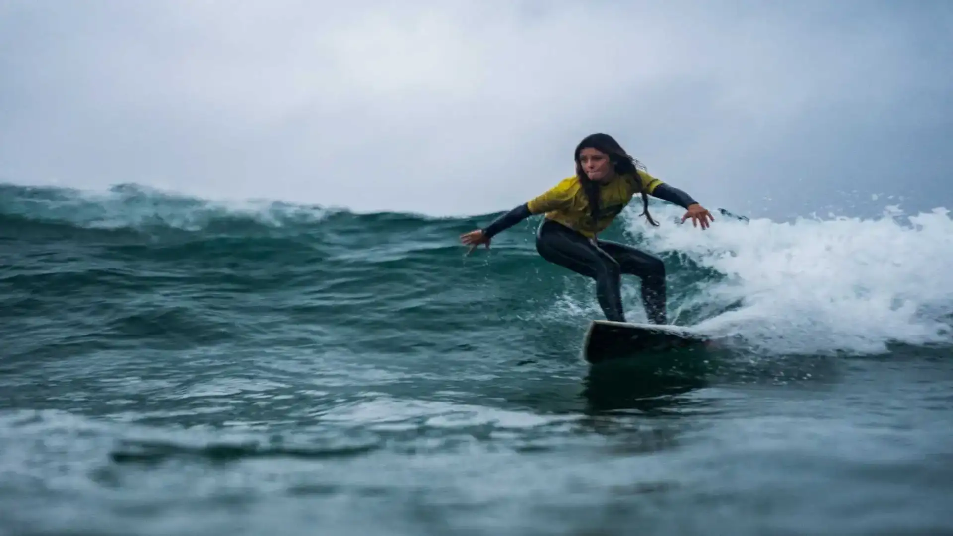 Néstor García e Alicia Takahashi campioni sub 18 al Fesurfing Júnior de Gijón
