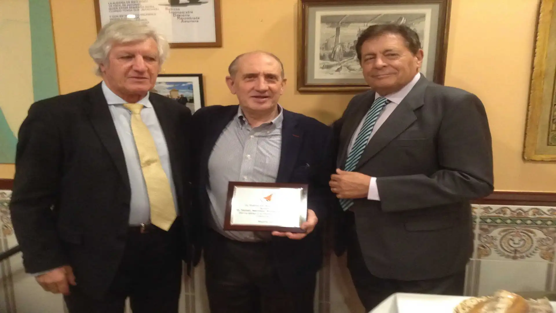 La Madrilela de Vela riconosce il sostegno del presidente di Ufedema, Vicente Martínez Orga