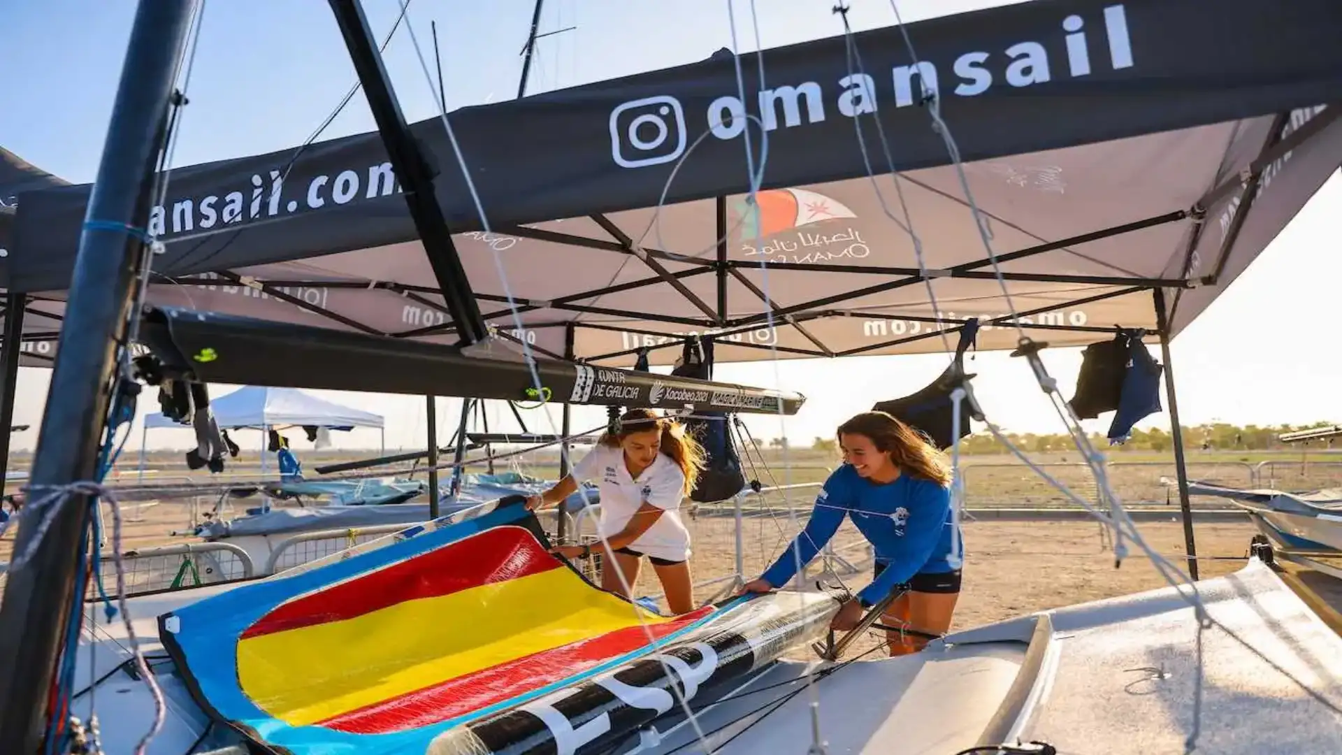 Il mondo 2021 di 49er, 49erFX e Nacra 17 iniziano a Oman