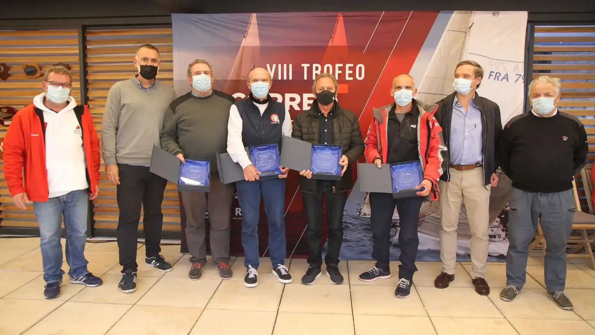 40 navi hanno partecipato ad un'ottava edizione del Trofeo El Correo a Getxo