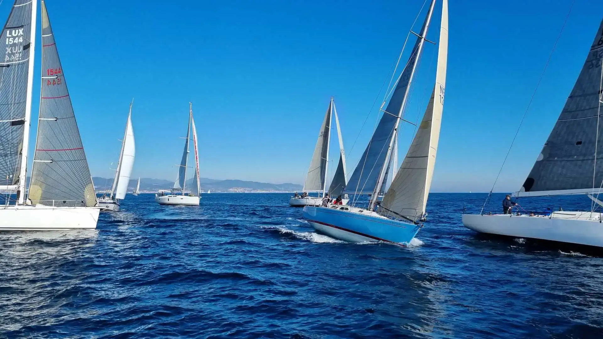 Xeic, Blue, Enigma e Talullah leader del Trofeo di Comodoro a Barcellona