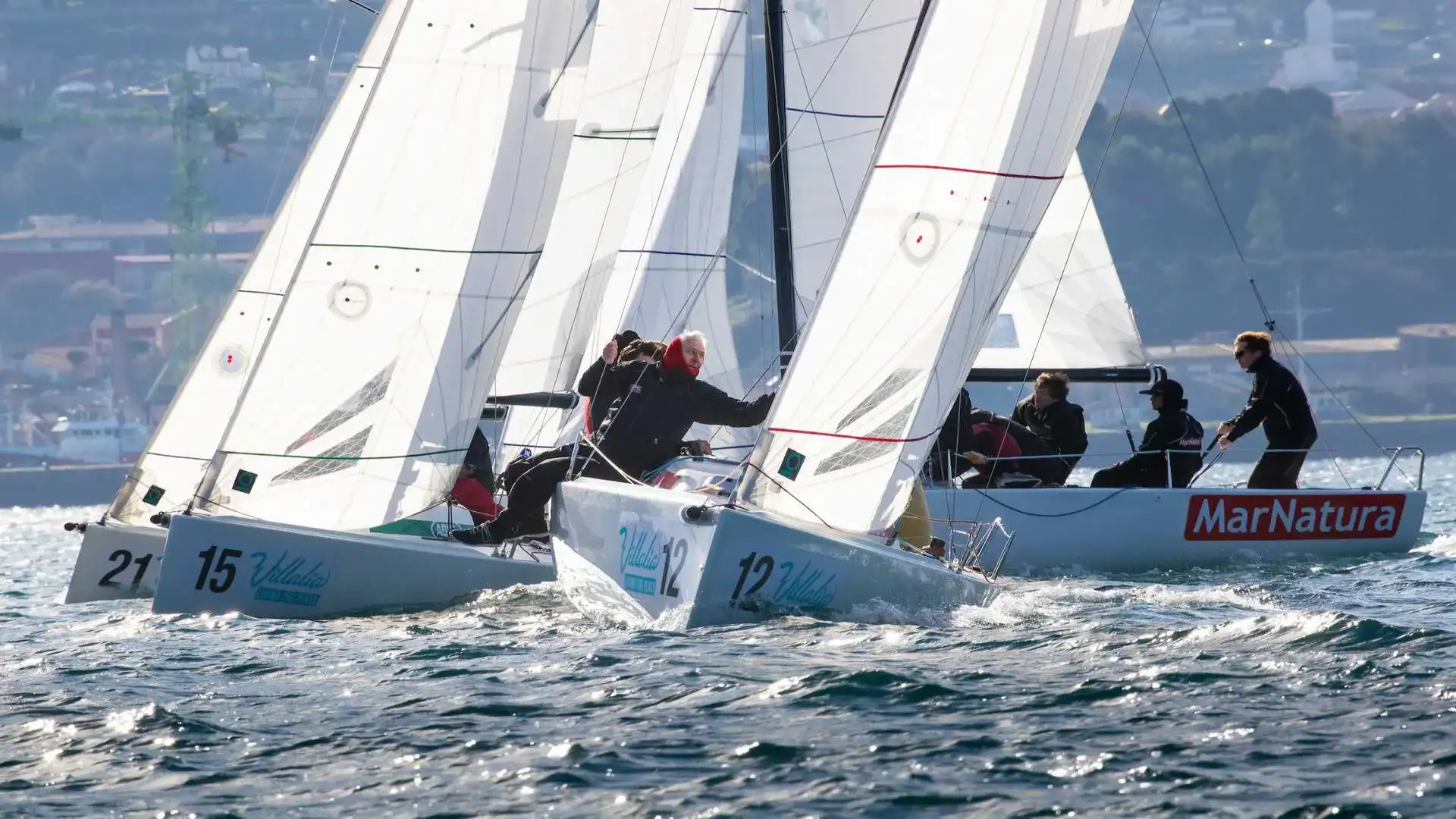 Marnatura1 con 4 primi in 6 maniche conduce la Villalia J70 in Vigo