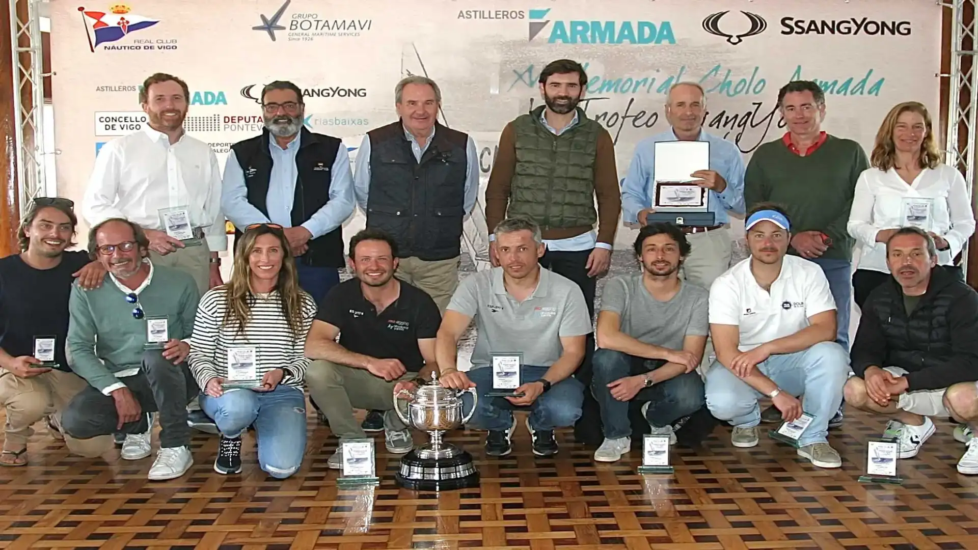 I giudici rettificati e Pérez- Noguera ha vinto la Coppa Iberiana di Snipe