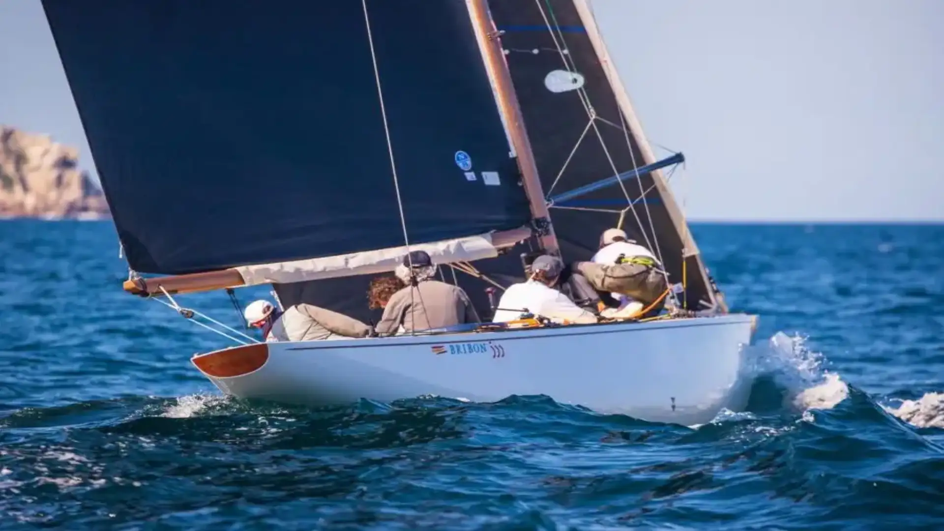 Per Bribon 500 e Sophie Racing il Trofeo 6 metri Xacobeo a Sanxenxo