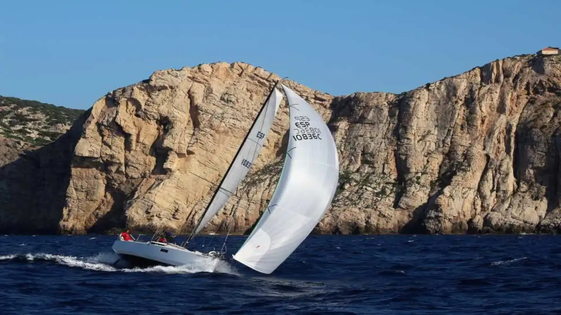 La lunga gara inaugura la Palma Vela nelle acque di Maiorca