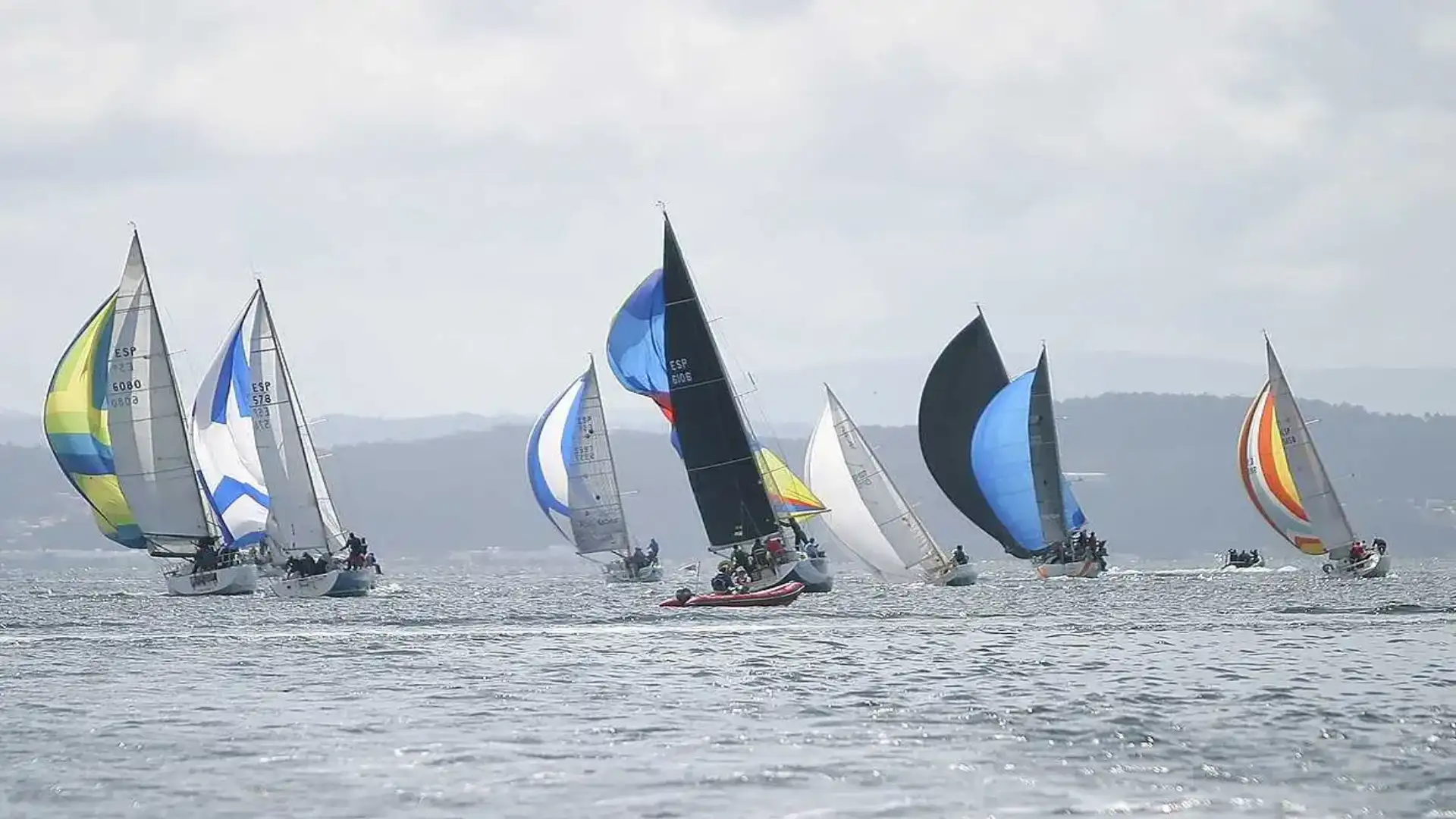 Camping Ria de Arosa de José Manuel Pombar vince la Regata Frinsa