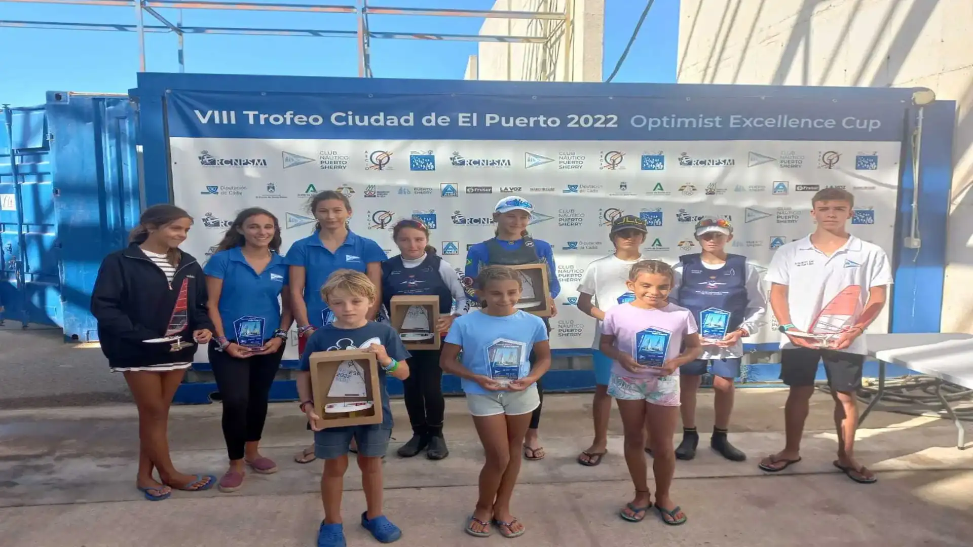 200 navi nella settimana nautica di vela leggera di Puerto Sherry