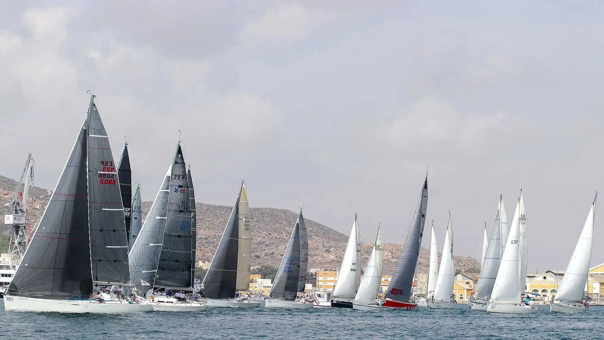Overbooking in acque carthagenerale nella Regata Camino de la Cruz Trofeo Punta Este