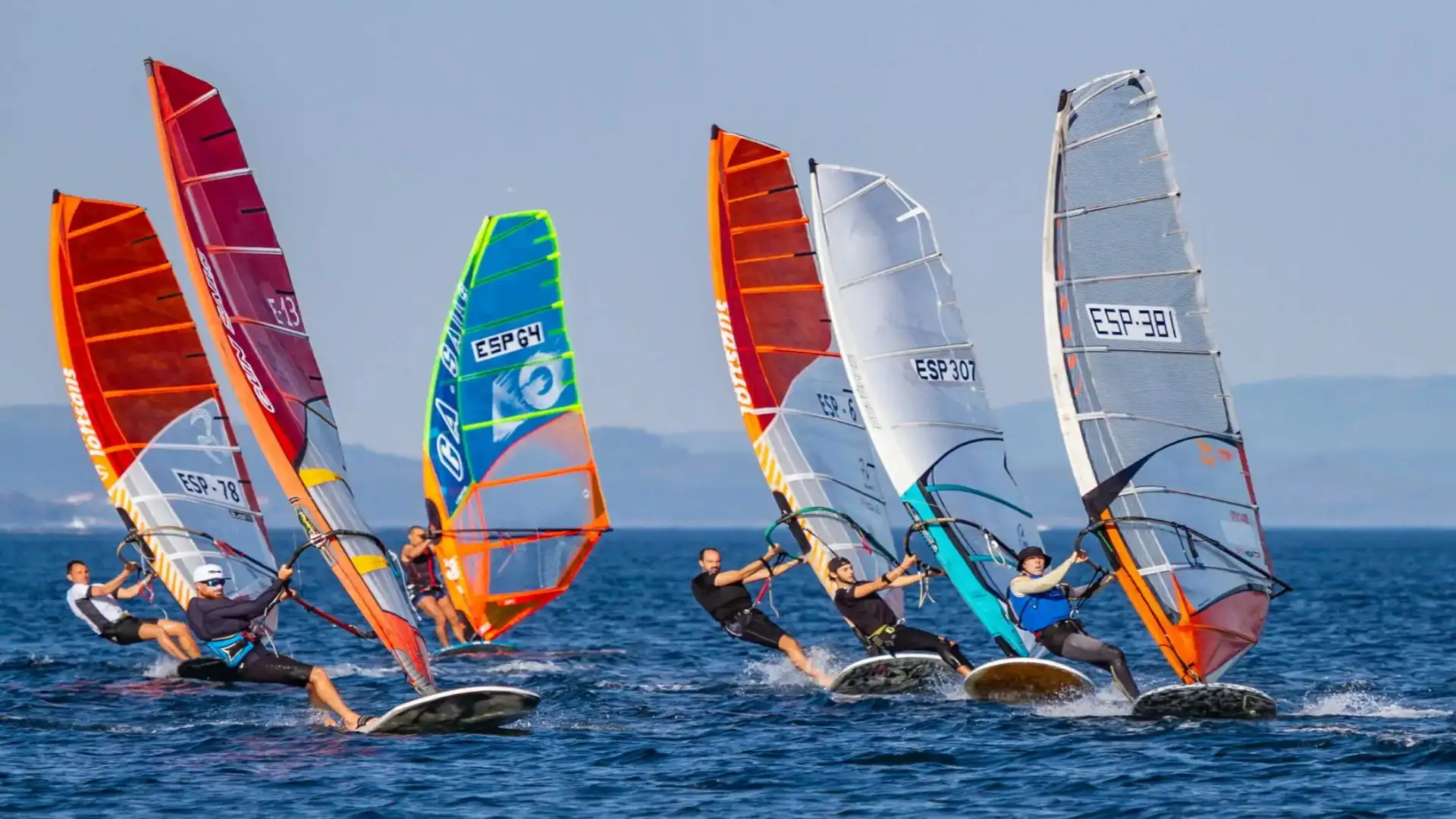 Abanca Settimana versa la pagaia... in vista del Windsurf Iberian in Vigo
