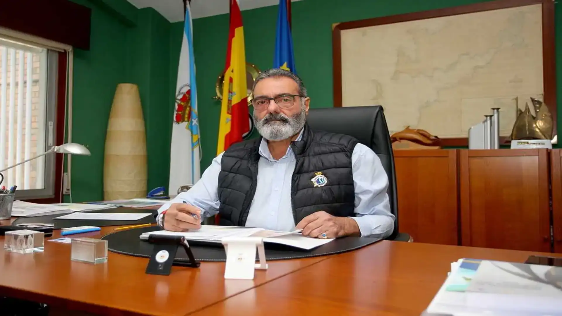 Manolo Villaverde continuerà a dirigere il Galician de Vela altri quattro