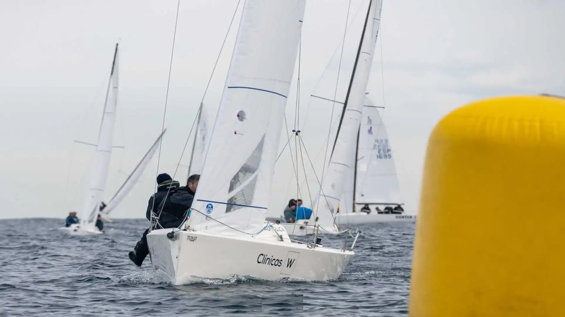 W Clinics finisce per vincere, ma non può impedire la vittoria assoluta di Tenaz a Barcellona J70