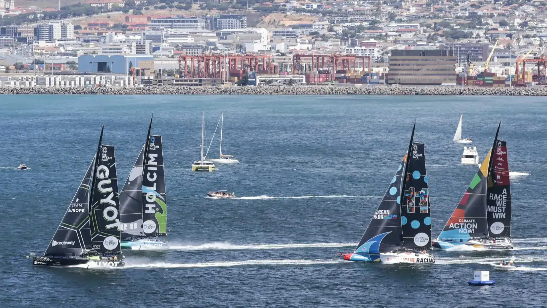 L'Oceano Race: il Team Holcim-PRB vince a Città del Capo