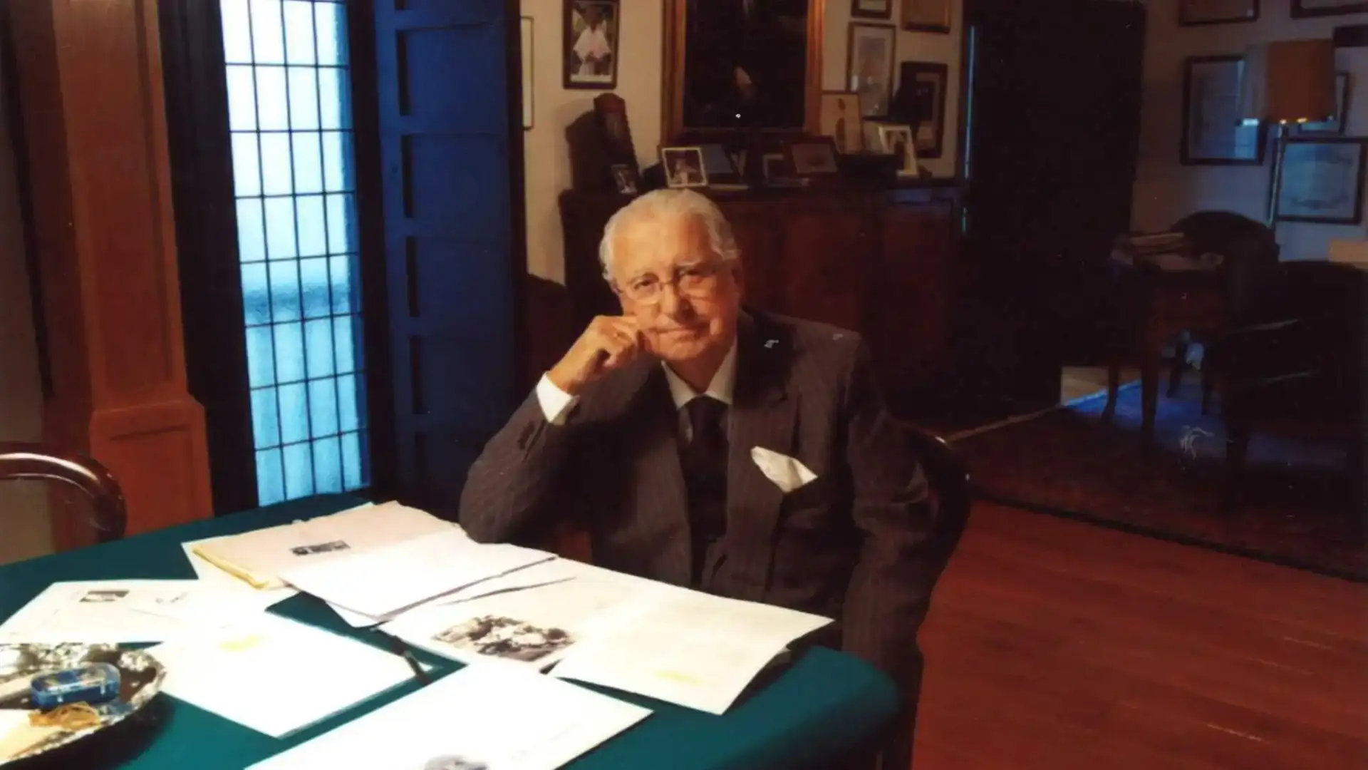 Il premio letterario della storia navale in onore di Juan Alvarzonález