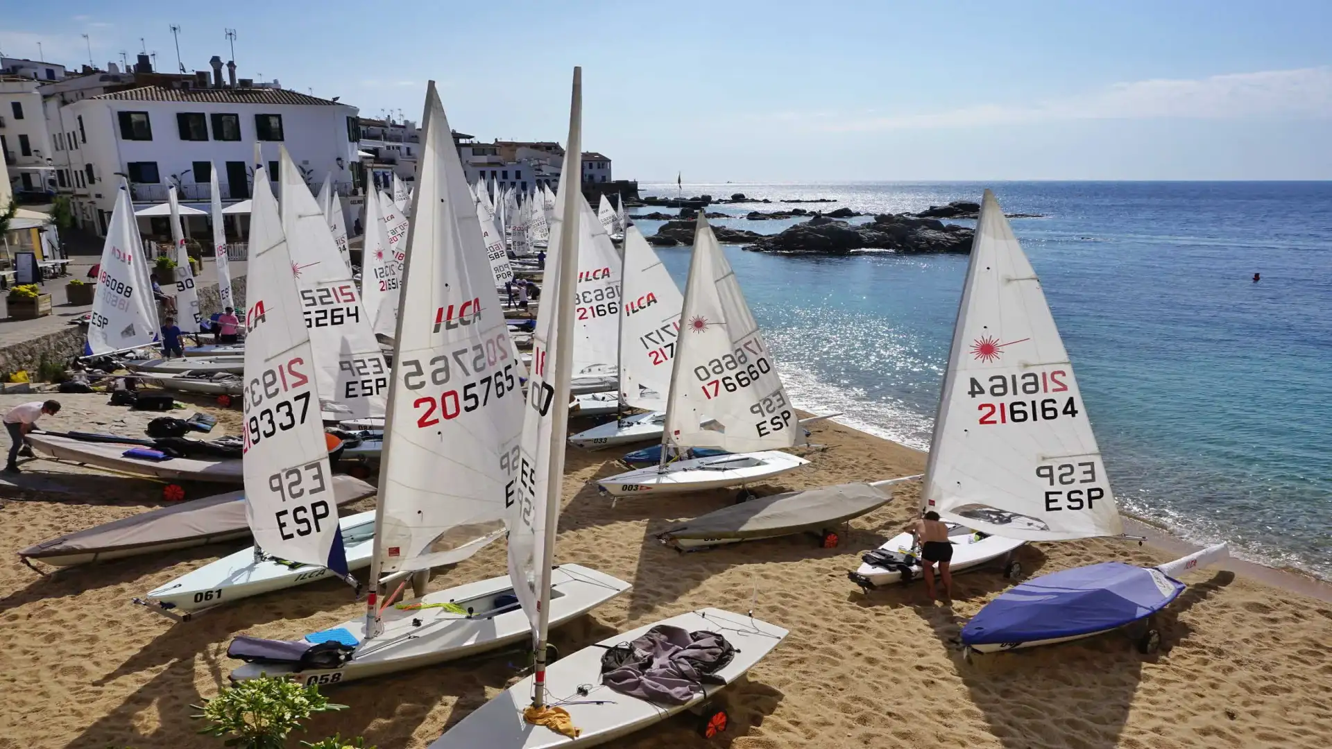 Cento laser registrati all'EuroILCA del Club Vela Calella a maggio