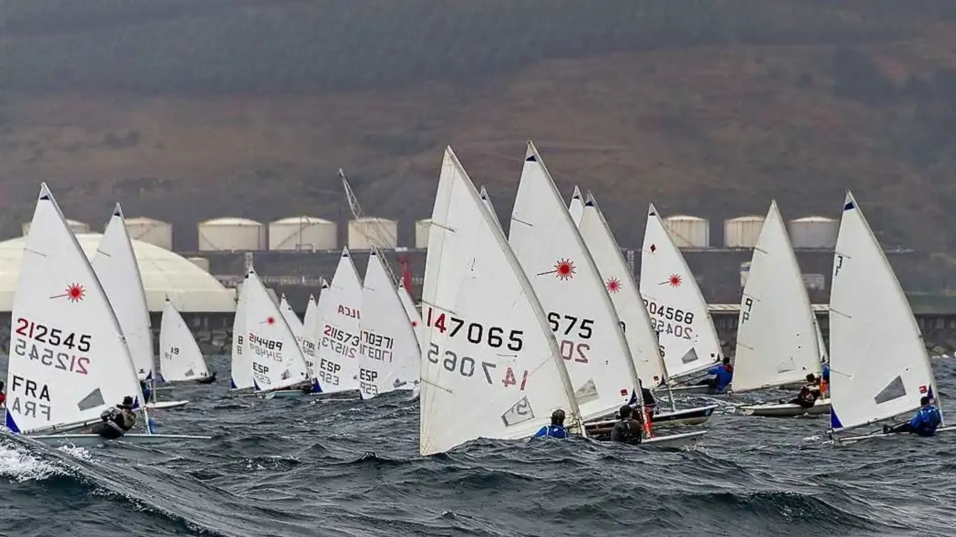 Fine del Trofeo Guadalimar - Dire Lingue in mezzo alla pioggia a Getxo