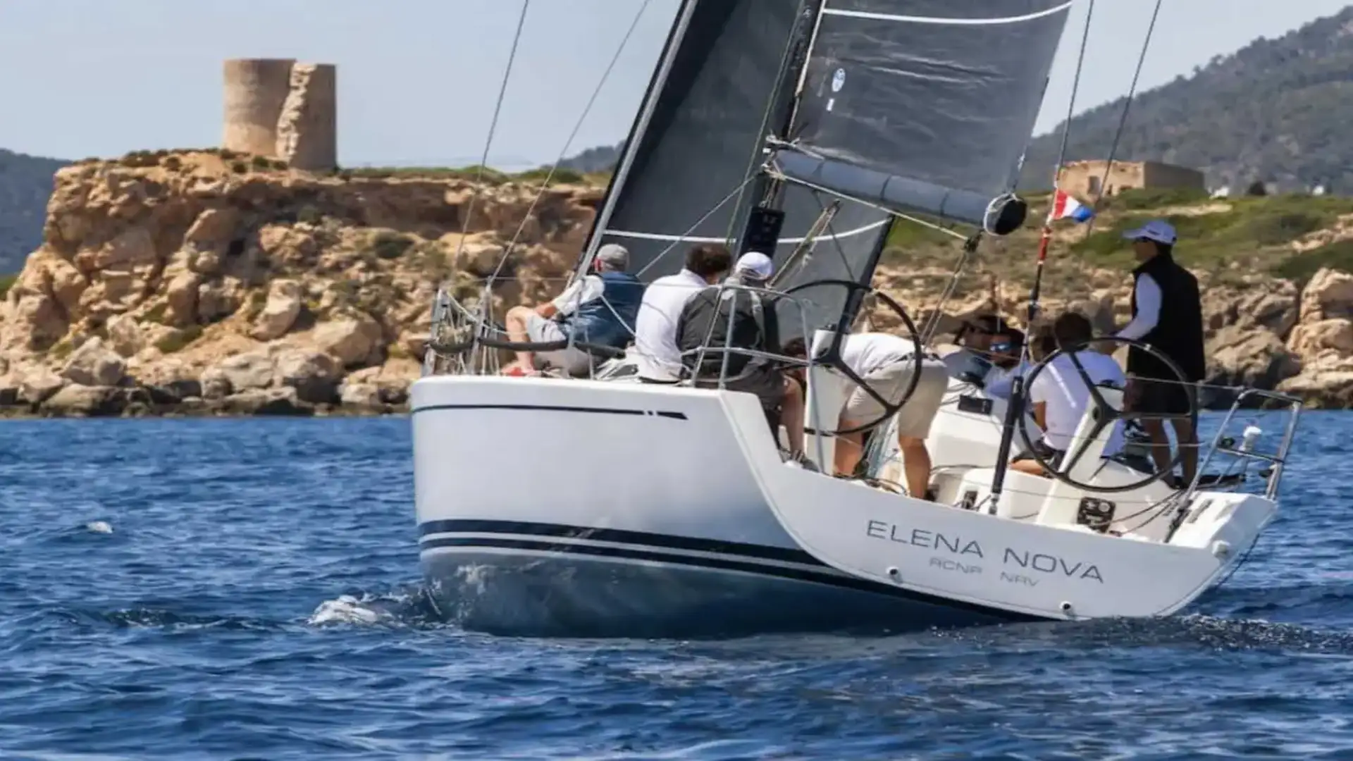 Gonzalo Araújo al Swan 42 Elena Nova Row a Palma Nova